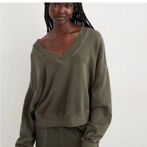 Aerie House Party Olive Green V-Neck Cropped Oversized Sweatshirt-xl